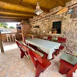 In 42275 Tatil Evi